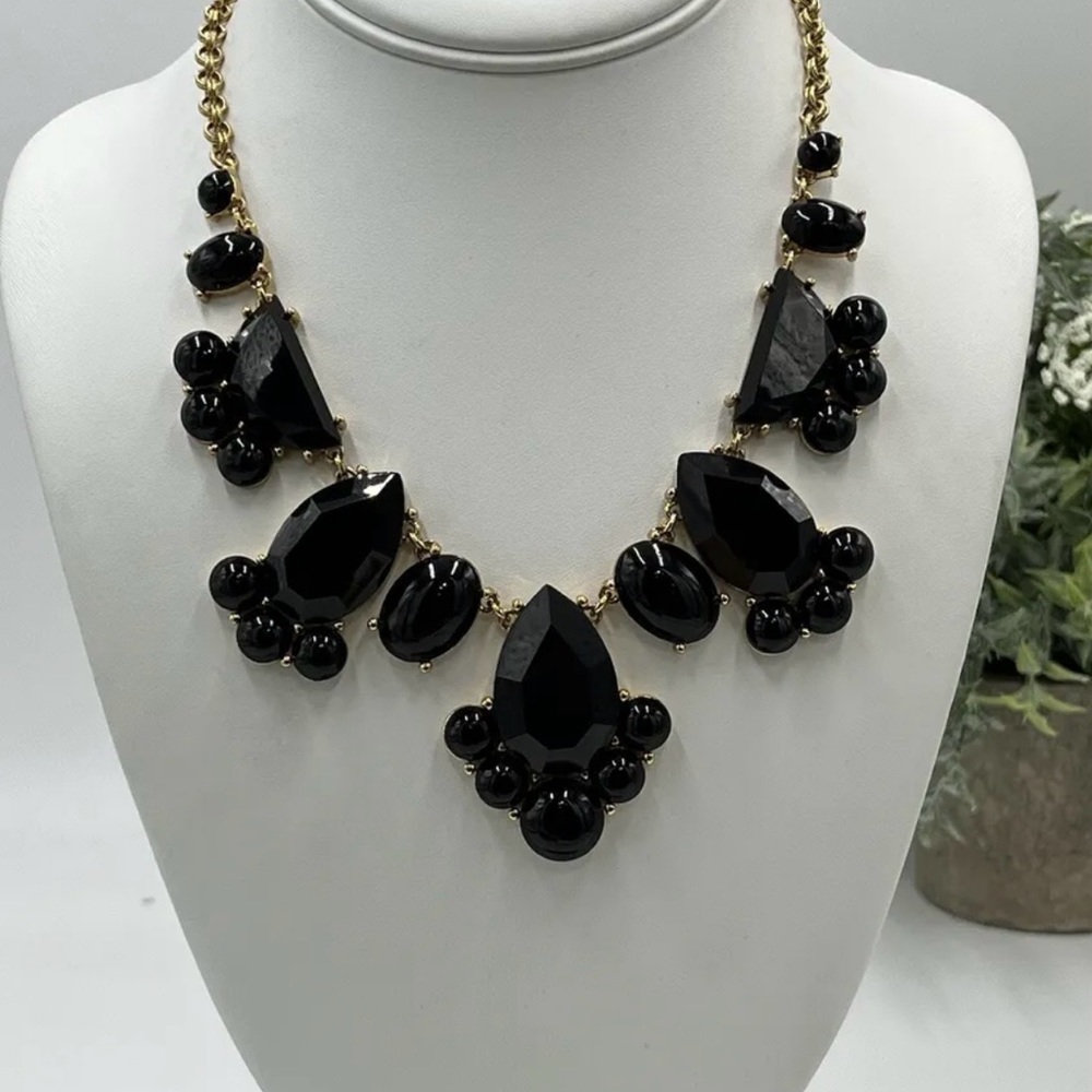 Kate Spade Day Tripper Black Faceted Rhinestones Gold Tone Statement‎ Necklace
